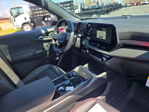 New 2026 Chevrolet Equinox RS w/ Convenience Package III image 6