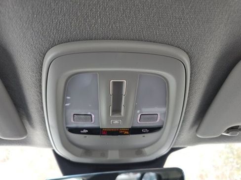 New 2026 Volvo XC40 B5 Core w/ Climate Package image 31