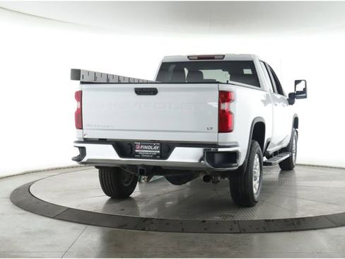 Used 2024 Chevrolet Silverado 2500 LT w/ Convenience Package AWD/4WD image 9