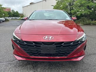 Used 2023 Hyundai Elantra SEL FWD video 2