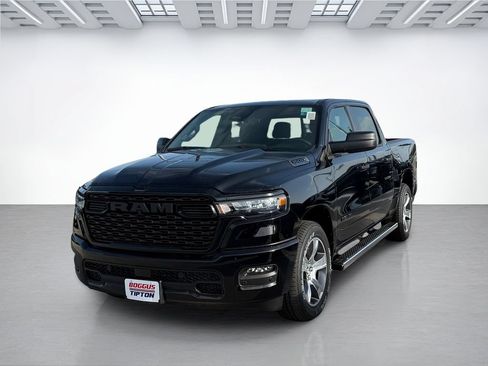 New 2026 RAM 1500 Express RWD image 7