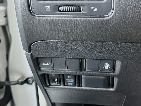 Used 2019 Nissan Armada SV w/ Driver Package RWD image 16