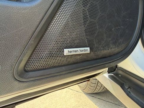 Used 2023 Subaru Outback Limited image 17