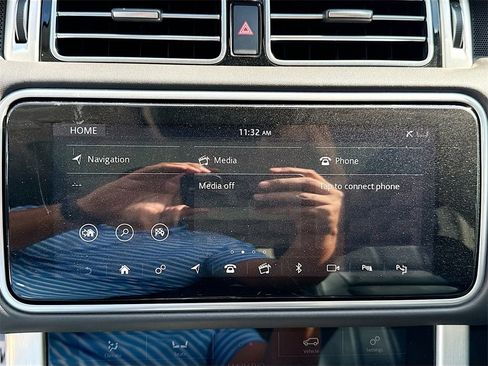 Used 2019 Land Rover Range Rover Supercharged image 16