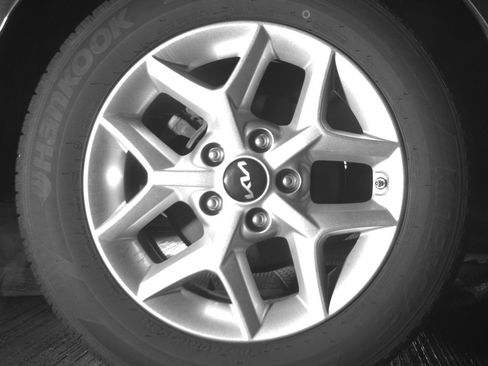 Used 2025 Kia Soul LX w/ LX Technology Package image 15