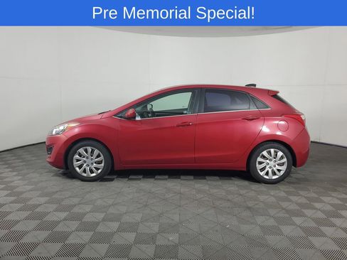 Used 2016 Hyundai Elantra GT FWD image 7