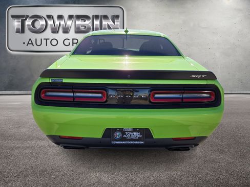 Used 2015 Dodge Challenger SRT Hellcat image 5