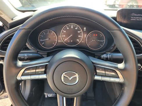 Used 2019 MAZDA MAZDA3 Sedan w/ Preferred Package image 29