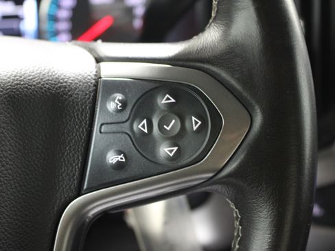 Used 2015 Chevrolet Silverado 1500 LT w/ LT Convenience Package AWD/4WD image 11