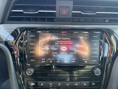 Used 2020 Volkswagen Passat 2.0T R-Line FWD image 23