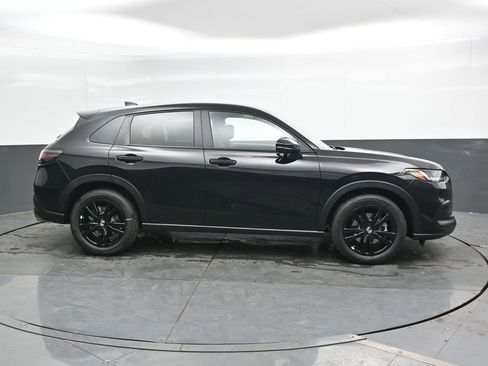 New 2026 Honda HR-V Sport image 3