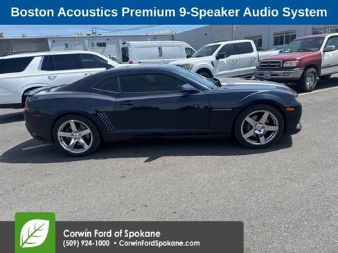 Used 2015 Chevrolet Camaro SS w/ RS Package RWD image 4