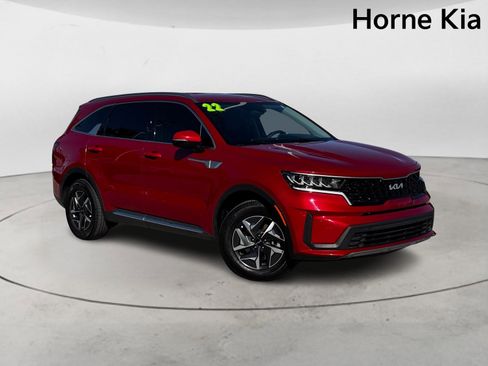 Certified 2022 Kia Sorento S image 2