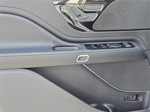 New 2026 Lincoln Aviator 2WD image 22