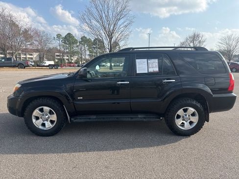 Used 2008 Toyota 4Runner SR5 image 2