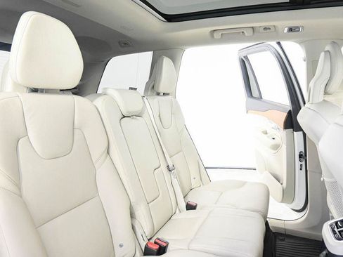 Used 2021 Volvo XC90 T8 Inscription Expression w/ Advanced Package AWD/4WD image 23