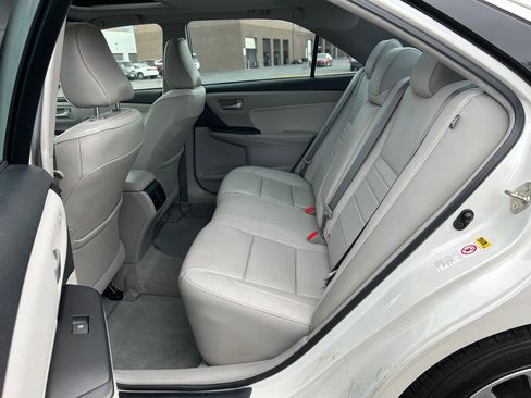 Used 2015 Toyota Camry XLE image 24