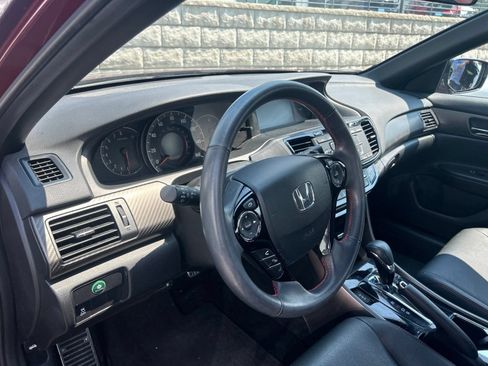 Used 2017 Honda Accord Sport Special Edition image 7