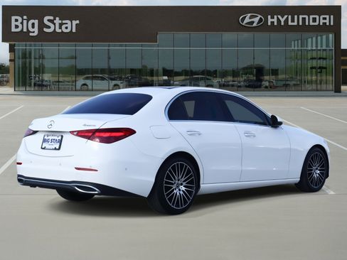 Used 2024 Mercedes-Benz C 300 4MATIC Sedan image 4