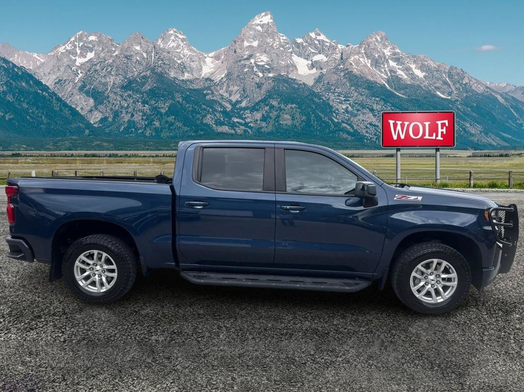 Used 2022 Chevrolet Silverado 1500 RST w/ Convenience Package II AWD/4WD image 4
