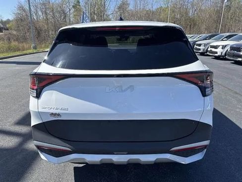 Certified 2024 Kia Sportage EX FWD image 5