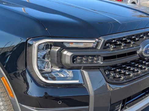 New 2025 Ford Ranger XLT w/ FX4 Off-Road Package image 9