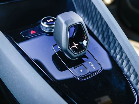 Used 2023 Polestar Polestar 2 w/ Pilot Pack image 22