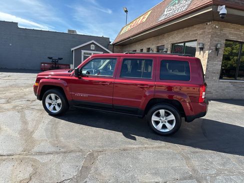 Used 2012 Jeep Patriot Latitude image 11
