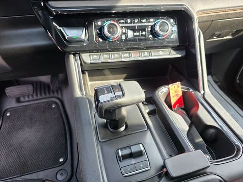 Used 2023 GMC Sierra 1500 AT4 w/ Technology Package image 24