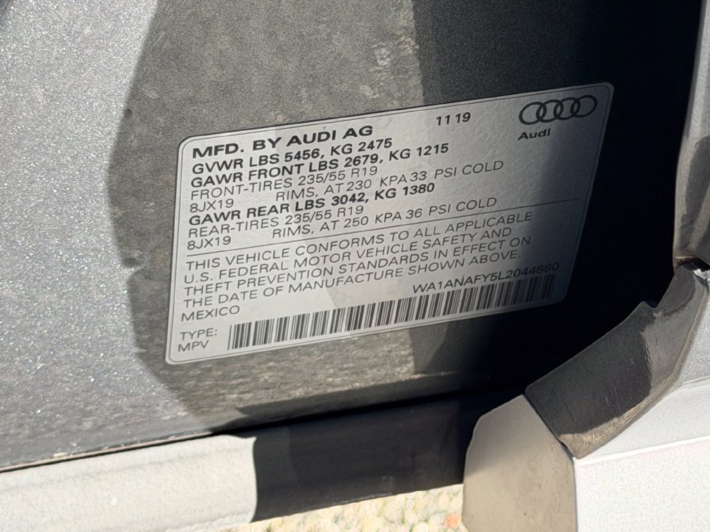 Used 2020 Audi Q5 2.0T Premium w/ Convenience Package AWD/4WD image 29