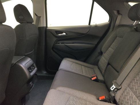 Used 2022 Chevrolet Equinox LT FWD image 18