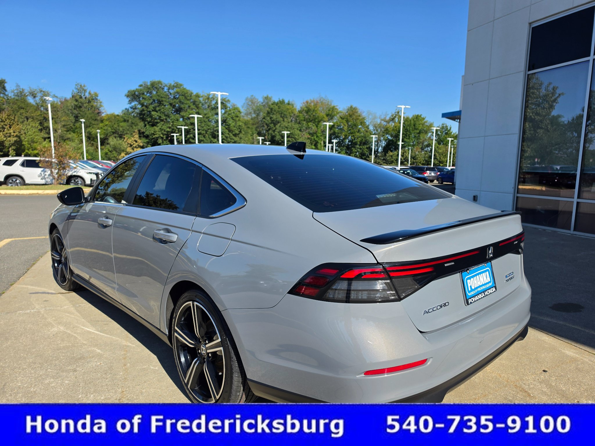 Used 2025 Honda Accord Sport image 4