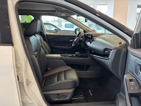 Certified 2023 Nissan Rogue SL w/ SL Premium Package AWD/4WD image 25