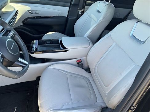 Certified 2025 Hyundai Tucson Limited image 29