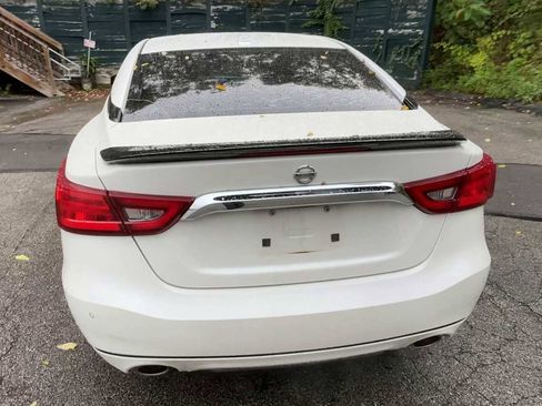 Used 2016 Nissan Maxima SR image 7
