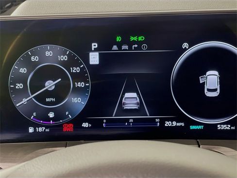 Used 2025 Kia Telluride SX Prestige X-Line image 13