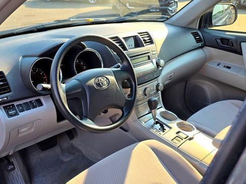Used 2009 Toyota Highlander 4WD image 16