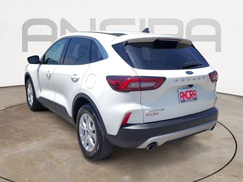 Used 2023 Ford Escape Active w/ Tech Pack #2 FWD image 11