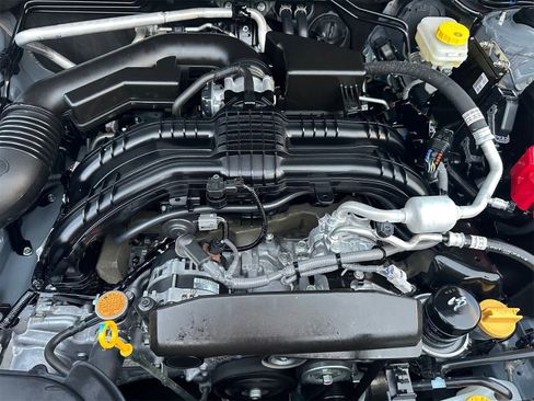 Certified 2024 Subaru Crosstrek 2.0i Premium w/ Crosstrek Mirror Package image 7