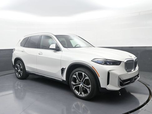New 2026 BMW X5 xDrive40i AWD/4WD image 3