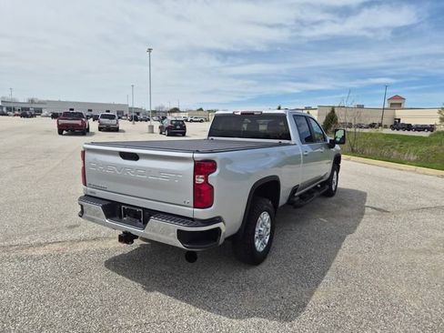Used 2022 Chevrolet Silverado 2500 LT w/ Convenience Package AWD/4WD image 5