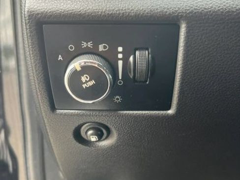 Used 2012 Jeep Grand Cherokee SRT8 w/ Luxury Group II AWD/4WD image 25
