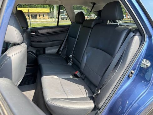 Used 2019 Subaru Outback 3.6R Limited AWD/4WD image 22