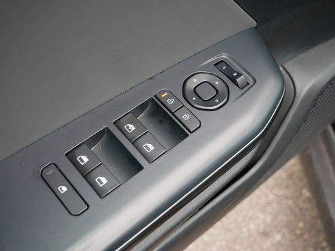 Used 2025 Kia K4 LXS image 16