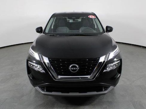 Certified 2023 Nissan Rogue SV FWD image 14
