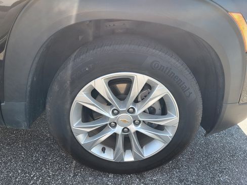 Used 2023 Chevrolet TrailBlazer LS FWD image 7