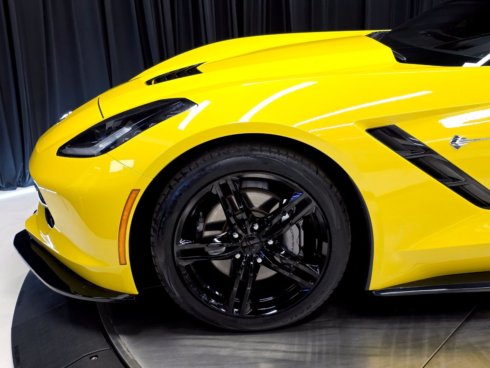 Used 2016 Chevrolet Corvette Stingray Coupe w/ 3LT Preferred Equipment Group RWD image 35