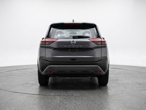 Used 2025 Nissan Rogue SV AWD/4WD image 7