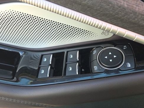 Used 2025 Ford Explorer Platinum w/ LUX Leather Package image 28