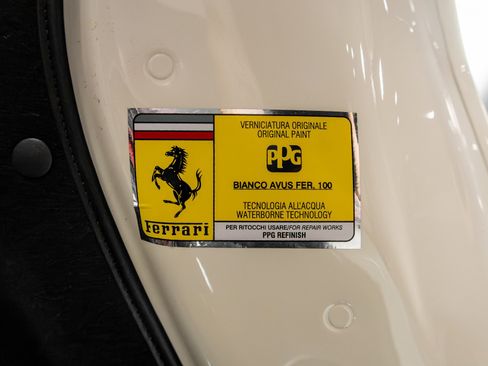 Used 2015 Ferrari F12 Berlinetta image 31